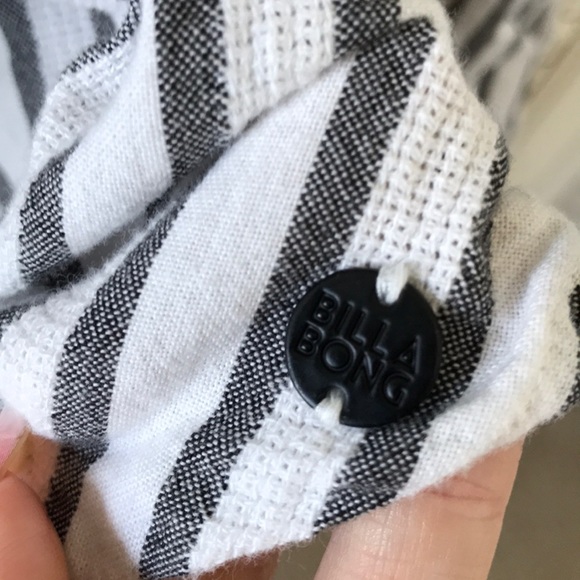 Billabong b&w hooded long sleeve shirt medium - Picture 3 of 7